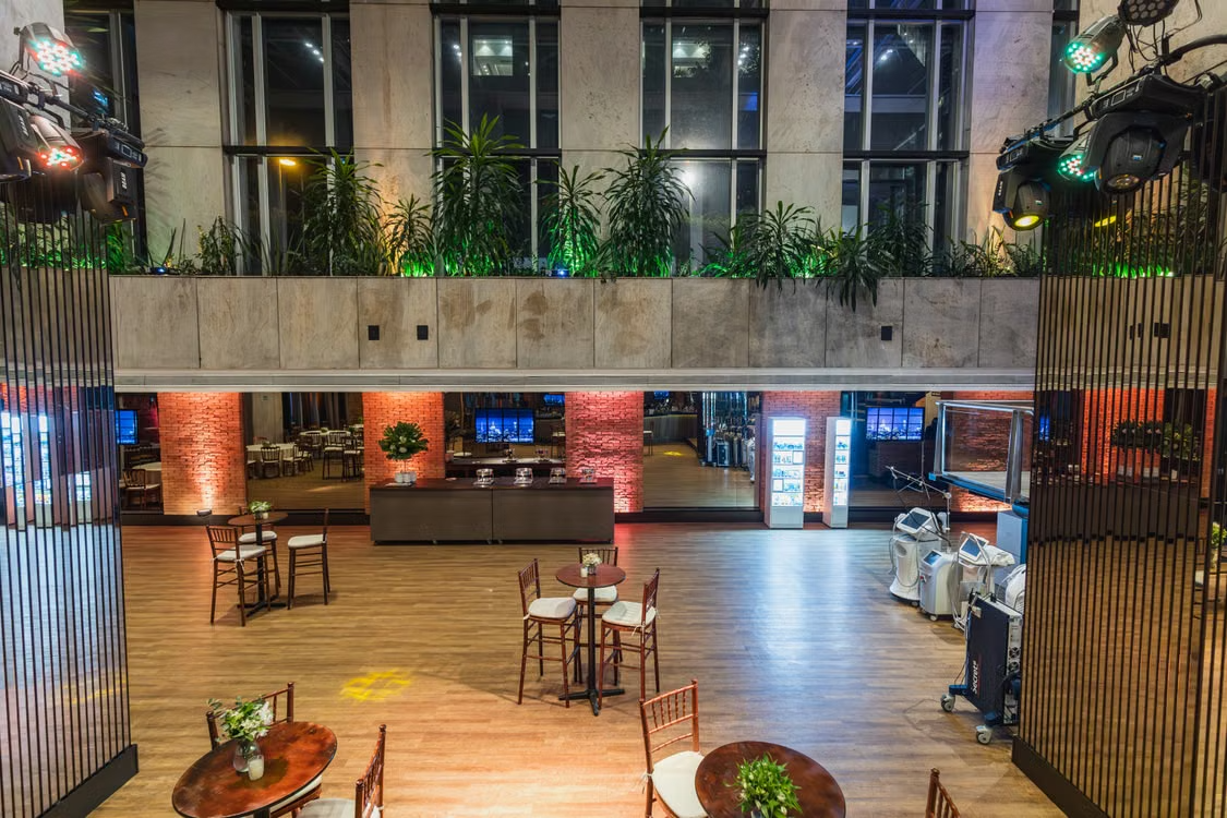 Exhibition and networking atrium at a summit venue